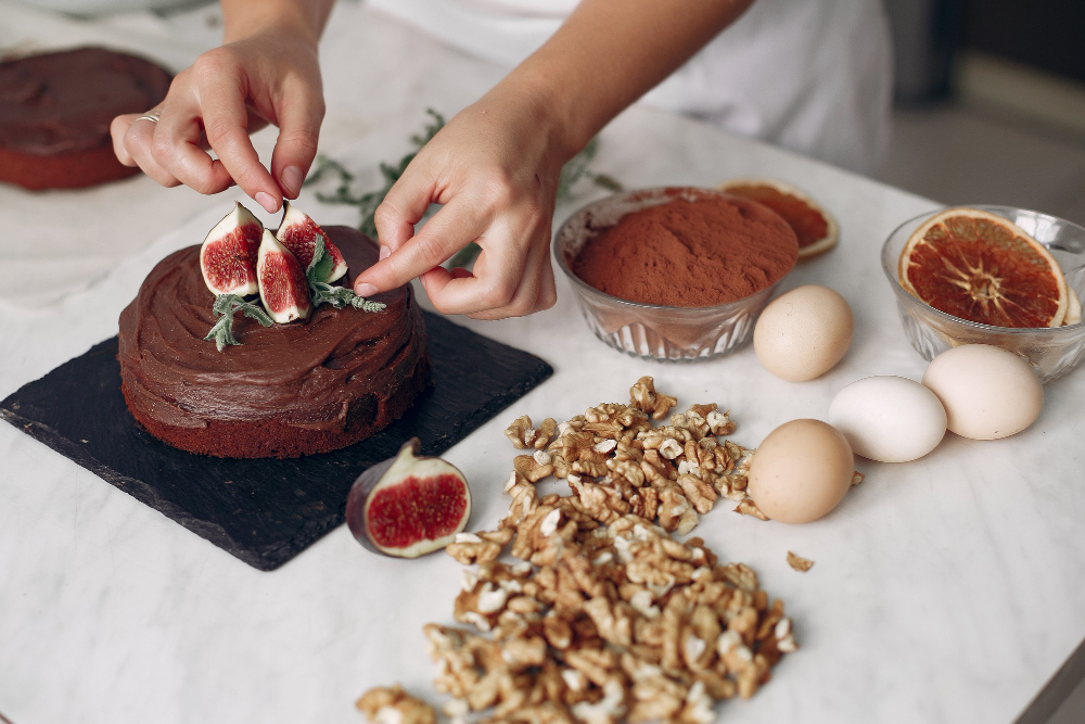 Cake design: come scegliere la crema perfetta per stuccare e scolpire le  tue torte